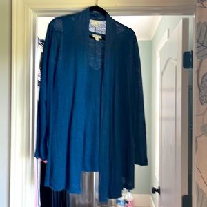 Blue sweater set made of 100% Linen